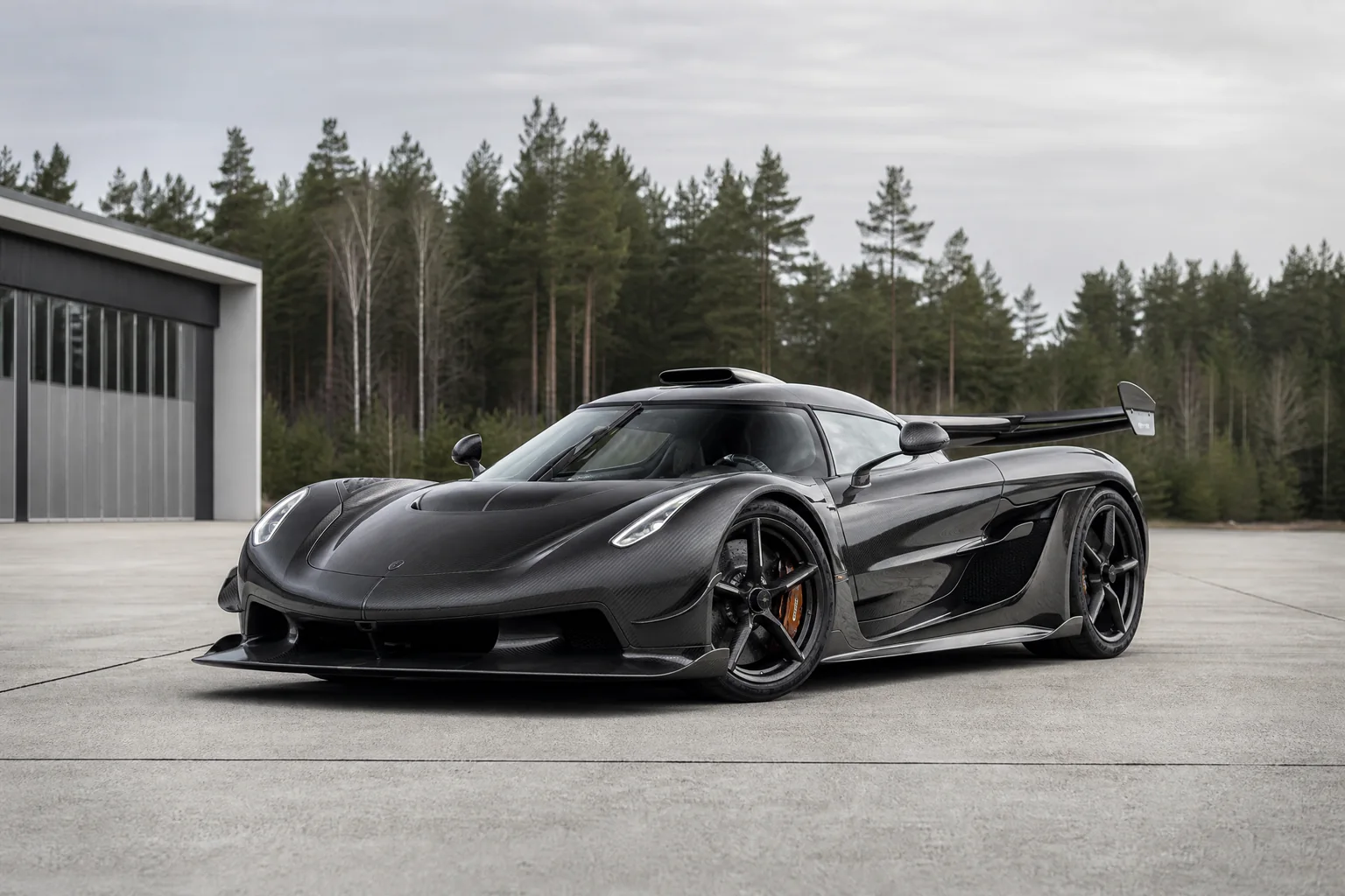 Jesko-inspired carbon hypercar on a rain-soaked Swedish test track